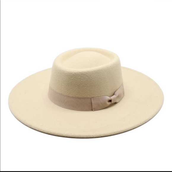 Wide Brim Hats - Picture 3 of 6